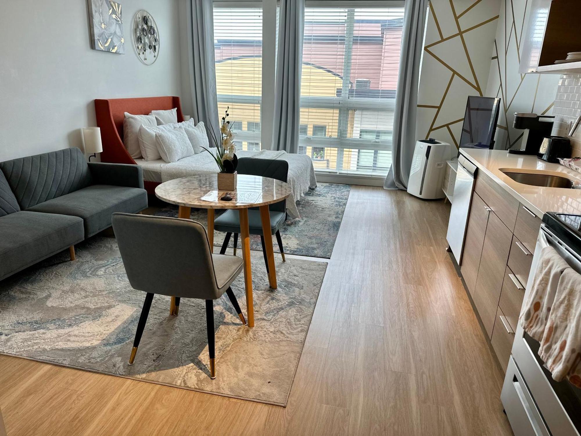 Top Luxury Lifestyle- Downtown Tacoma Near Everything Convention Center And More Dış mekan fotoğraf